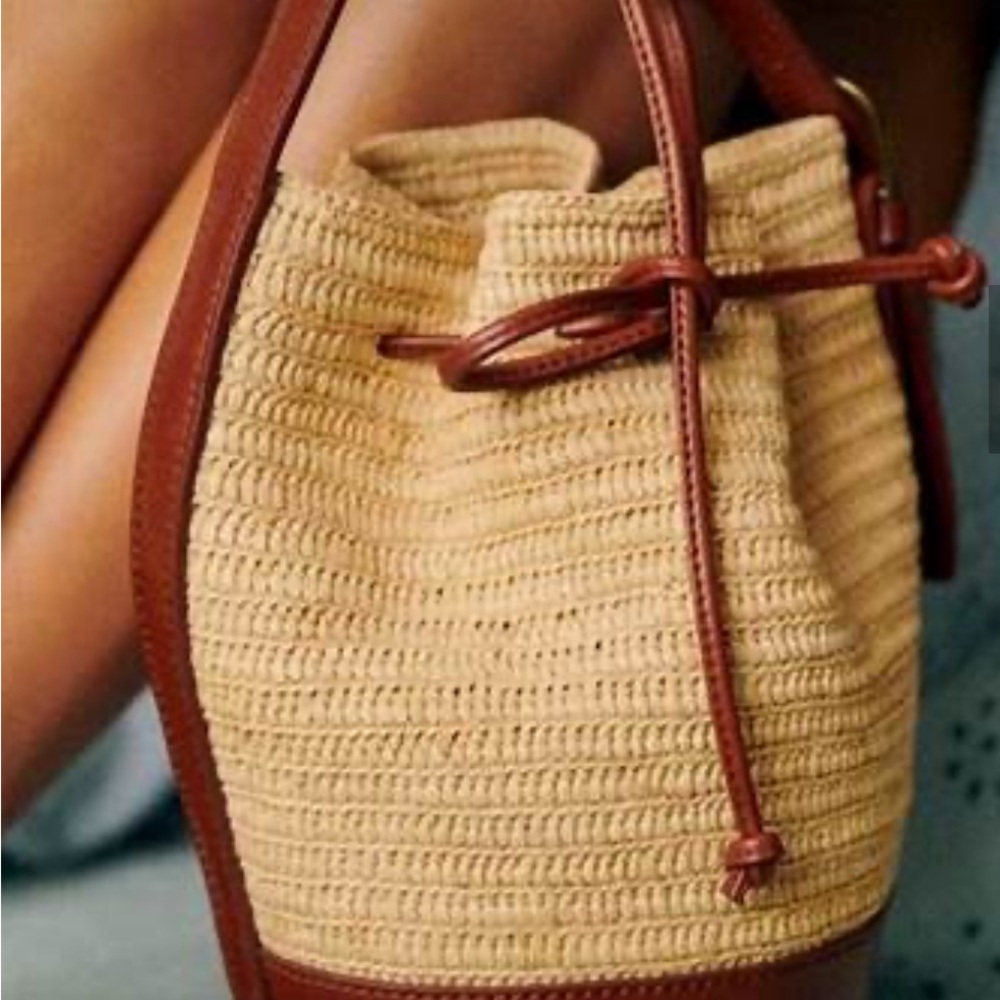 Sézane mini farrow raphia Bucket Bag - Picture 2 of 5